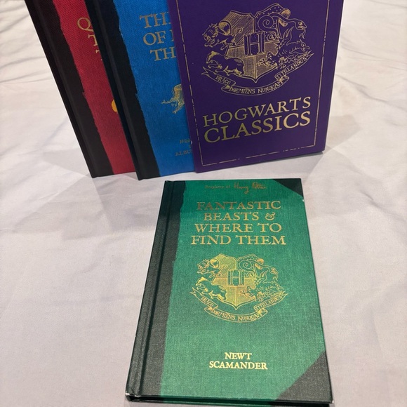 Wizarding World Of Harry Potter Other - Hogwarts Classics Box Set Slipcover Beedle Bard Quidditch Fantastic Beasts Books